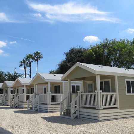 Travelers World Rv Resort San Antonio Bagian luar foto